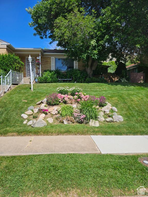 3020 CIRCLE WAY photo 4