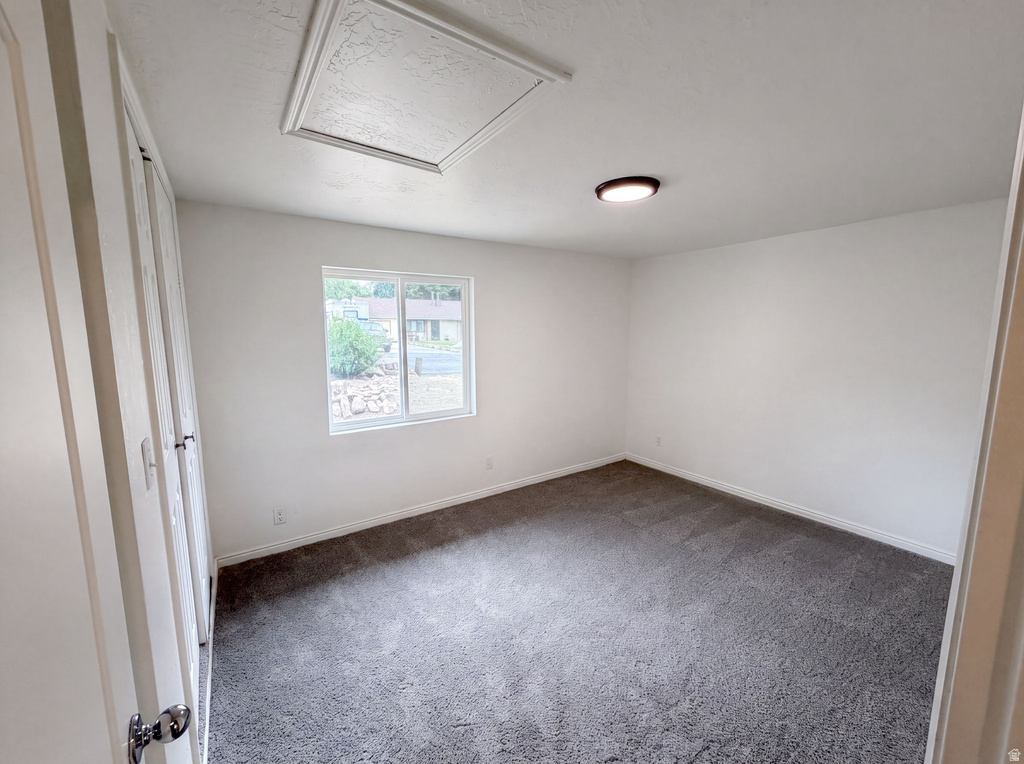1346 HARROP ST photo 4