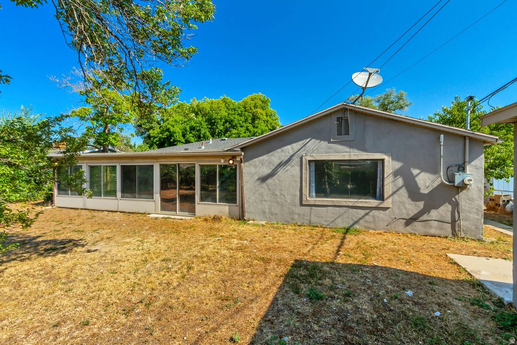 4445 W 4745 S photo 5