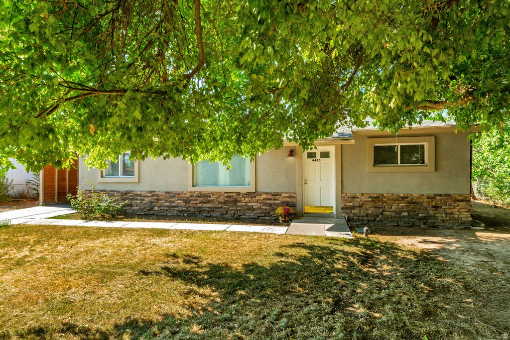4445 W 4745 S, Kearns, UT 84118