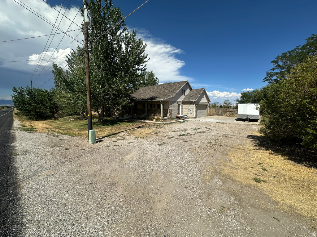 3147 S VERNAL AVE AVE photo 2