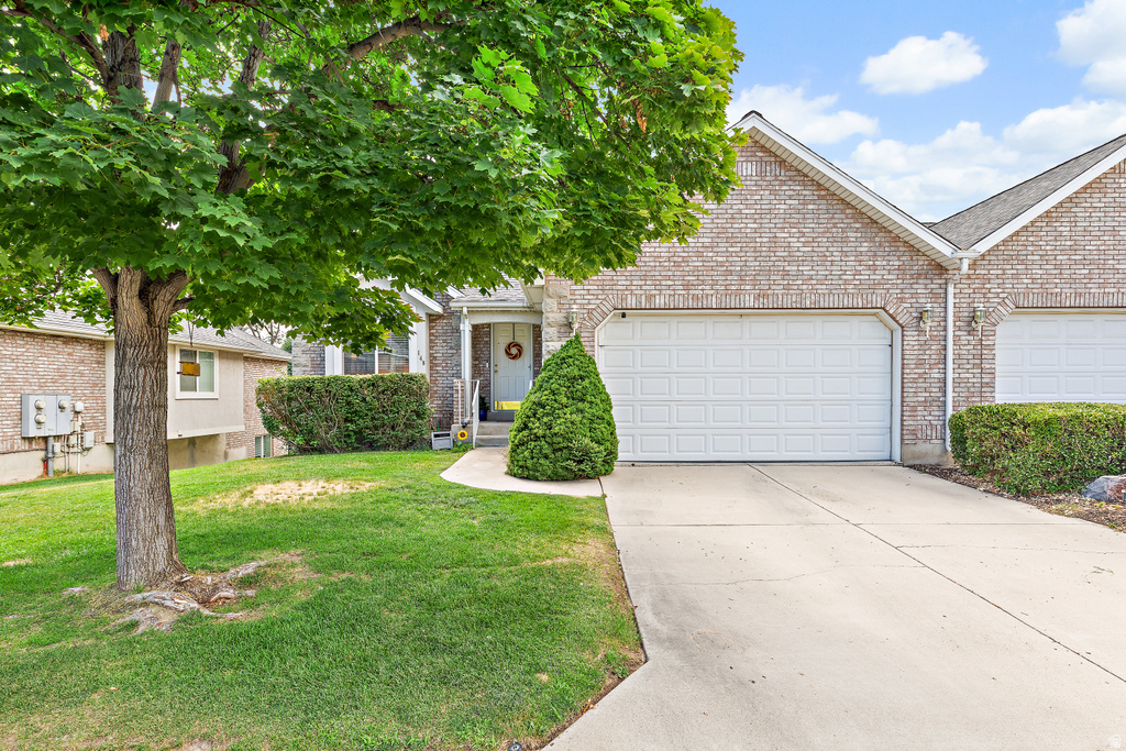 148 S RIDGEVIEW W DR photo 2