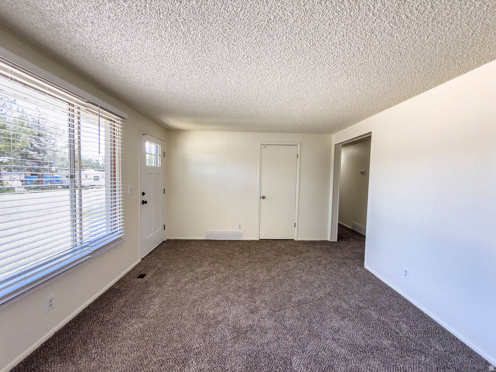 444 S 200 W photo 5
