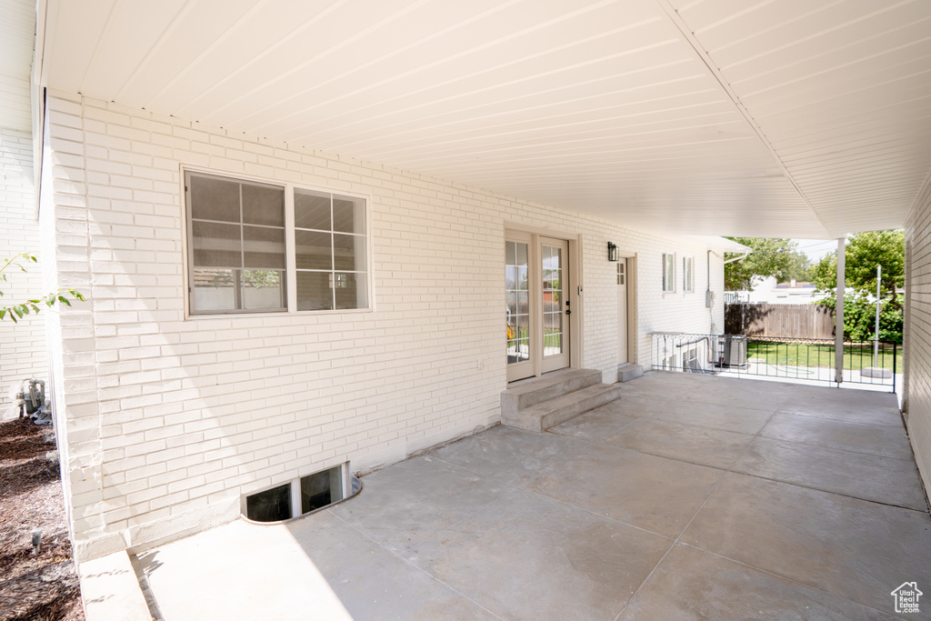 1211 E BREKENRIDGE DR photo 2