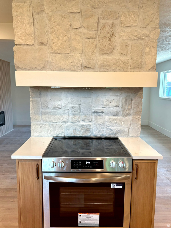 641 N NATHAN BARNES ST photo 5