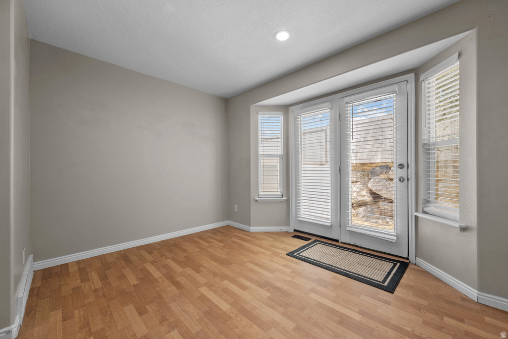 3916 N DAVENCOURT LOOP photo 5