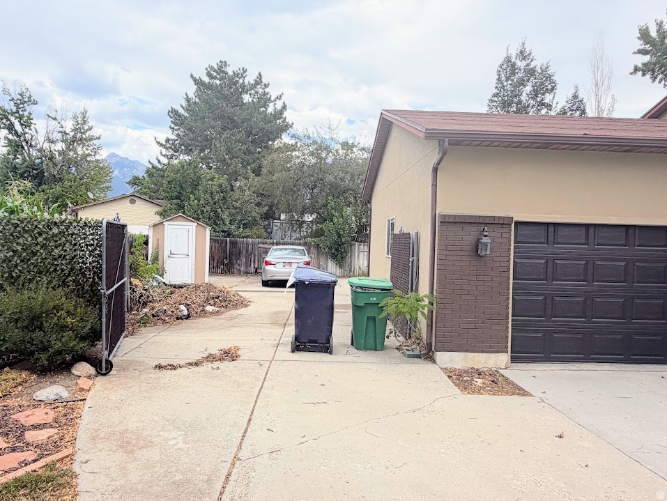 10753 S 895 E photo 3