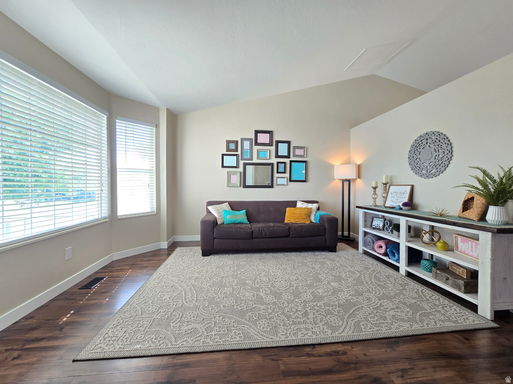 238 W 1475 N photo 2