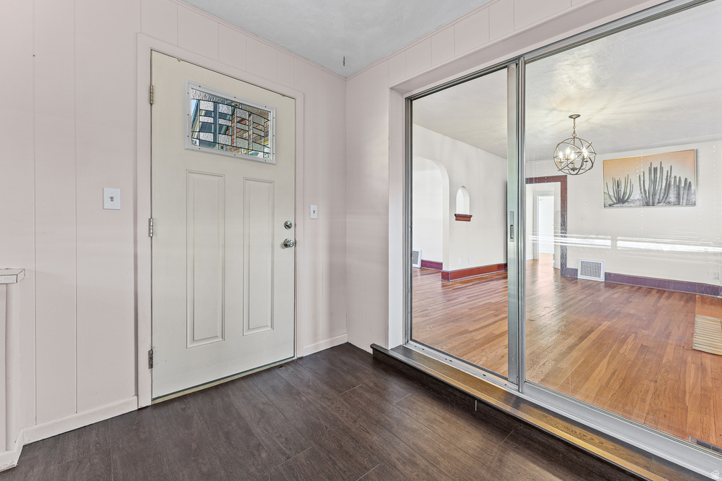 2869 S BRINKER E AVE photo 4