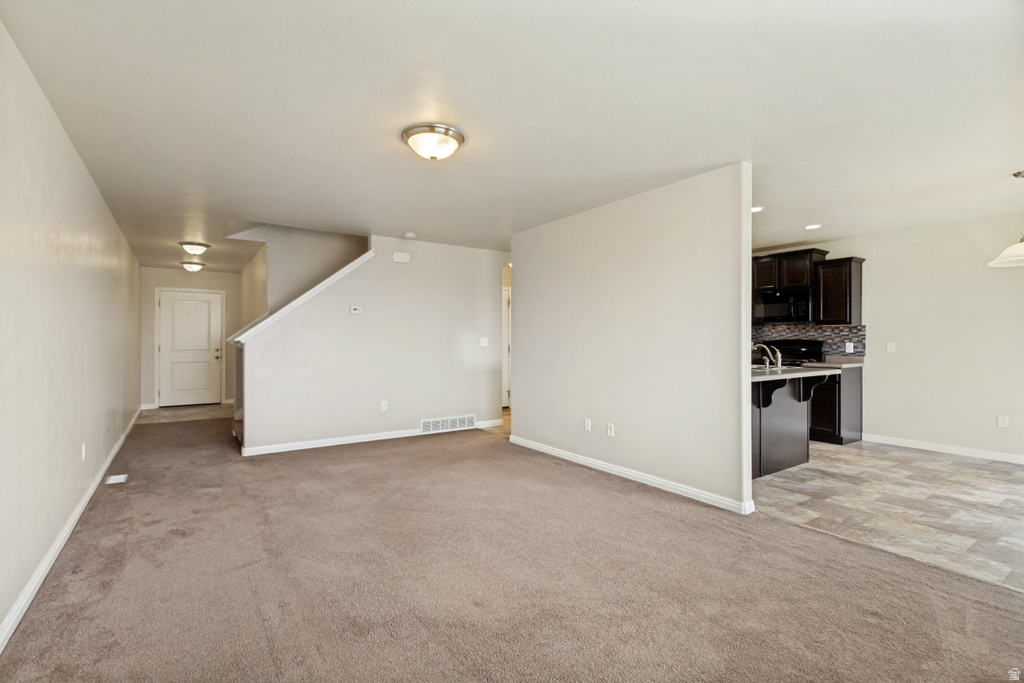 716 W BROAD STRIPES DR photo 3