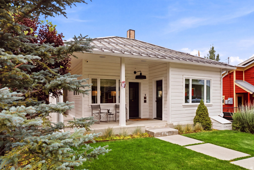 1141 PARK AVE photo 3