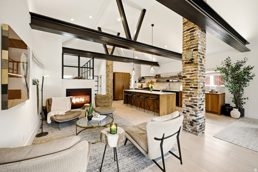 1141 PARK AVE photo 4