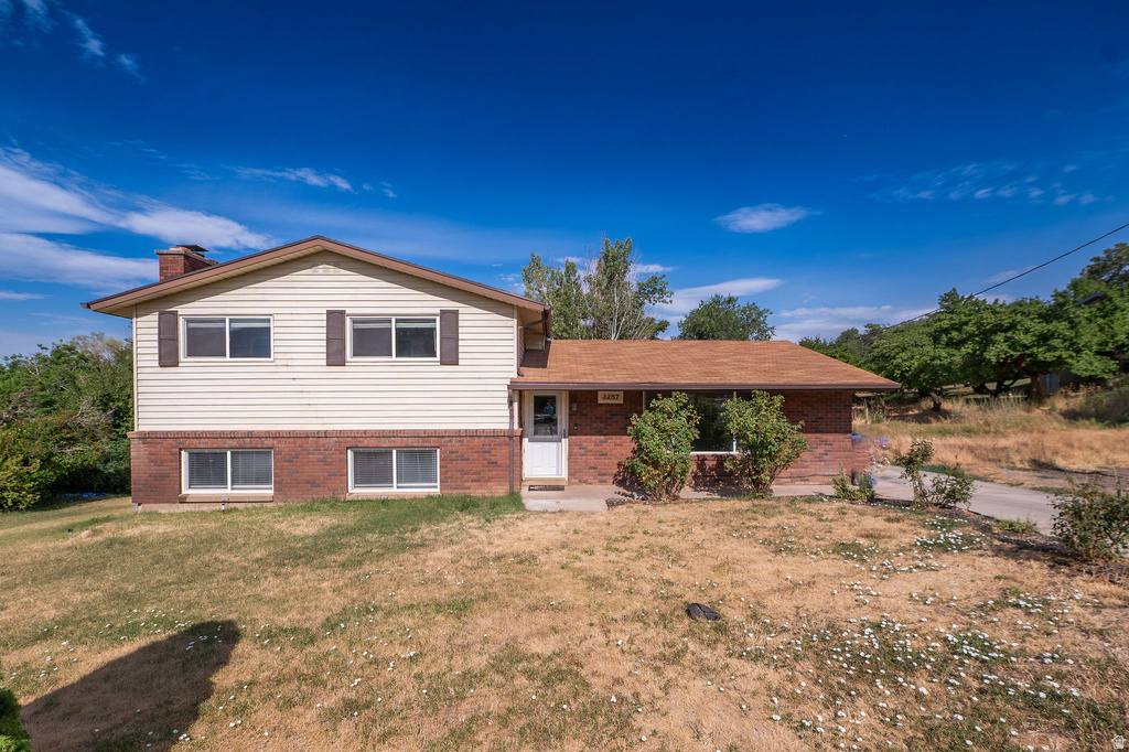 3257 N 400 W photo 2