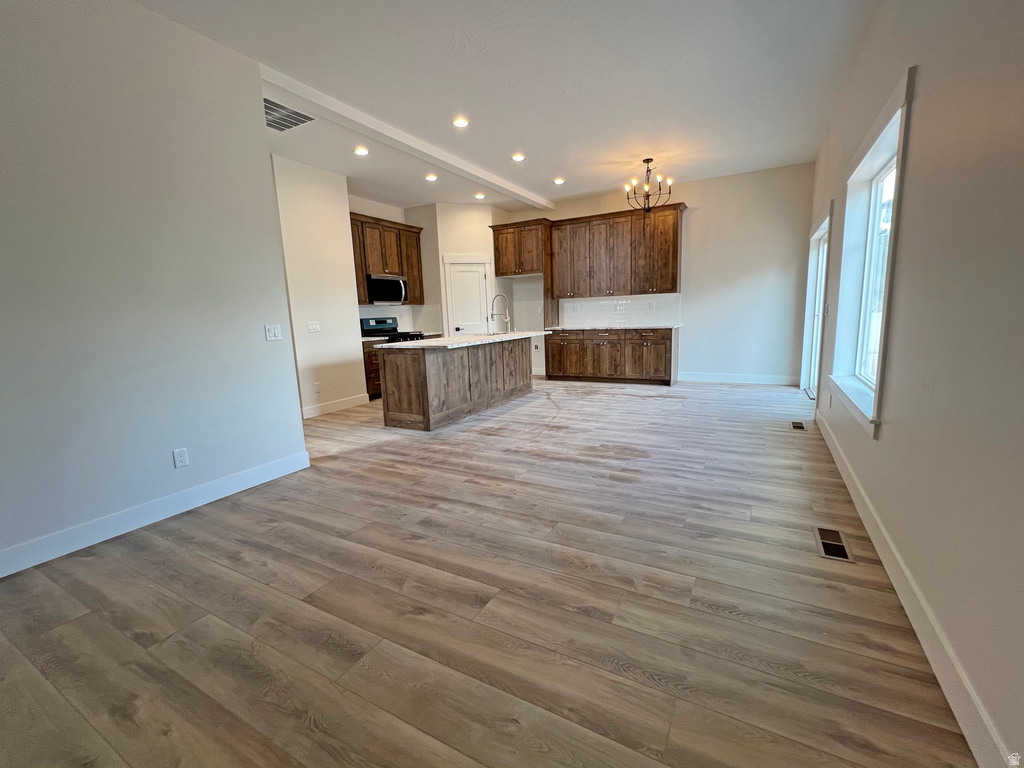 430 CENTER E photo 5