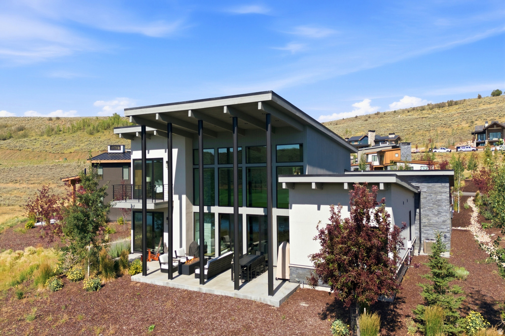5802 COBALT CIR photo 3