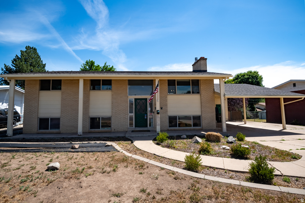233 W 5250 S photo 3