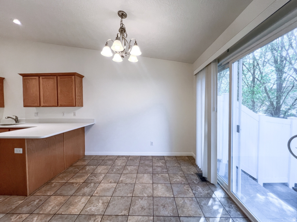527 W 1450 N photo 5