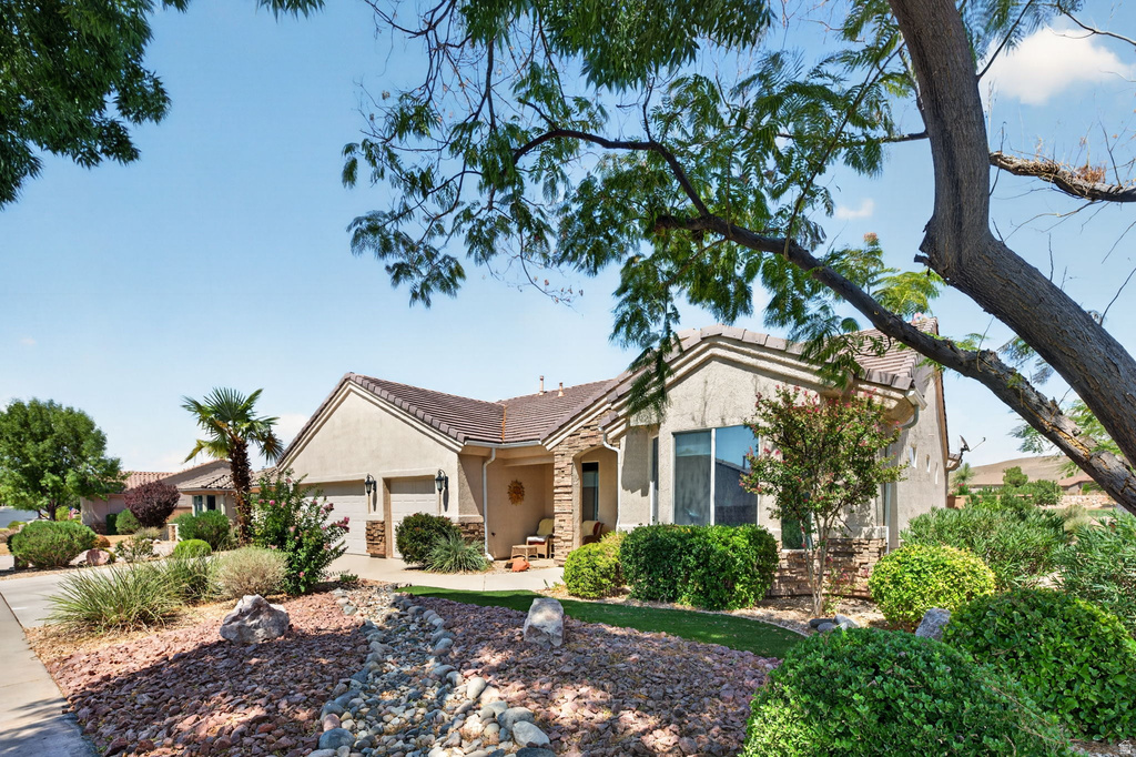 4779 IRONWOOD DR photo 3