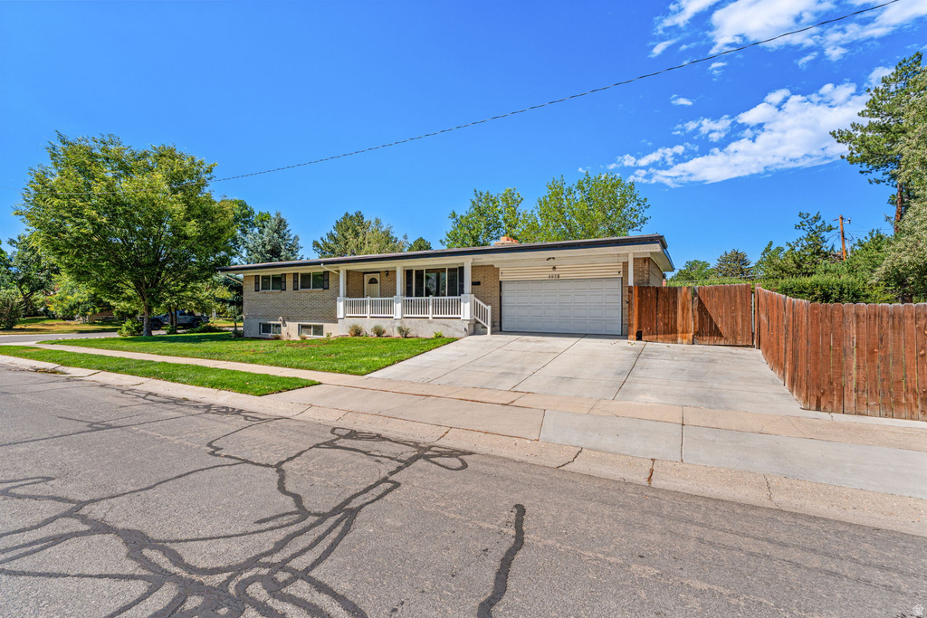 4928 S 1645 E photo 3
