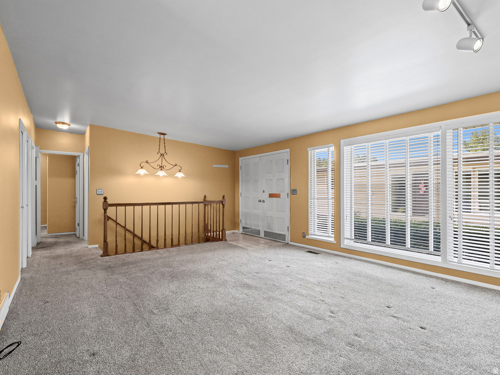 4547 S TANGLEWOOD DR photo 5