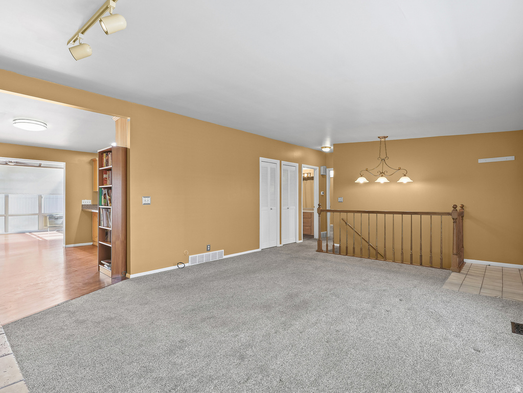 4547 S TANGLEWOOD DR photo 4