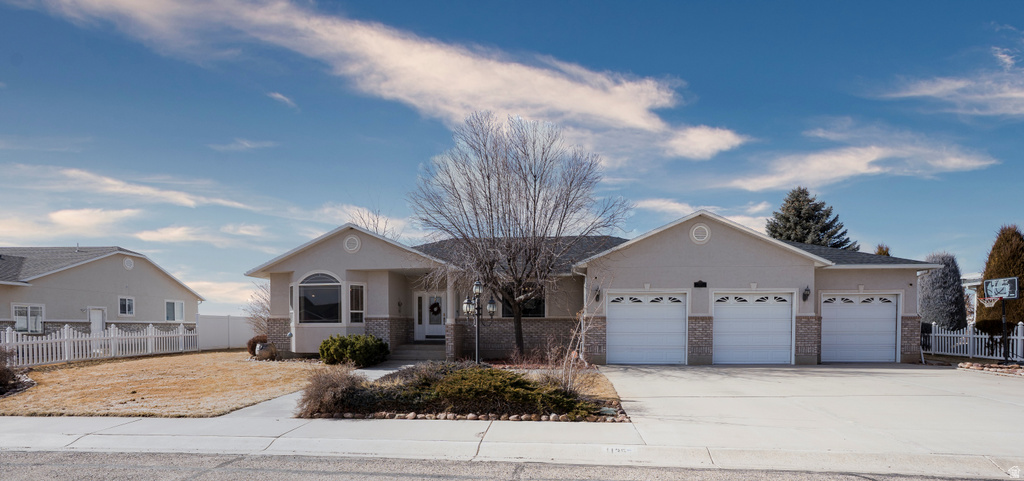 1135 W PARK RIDGE S DR photo 2