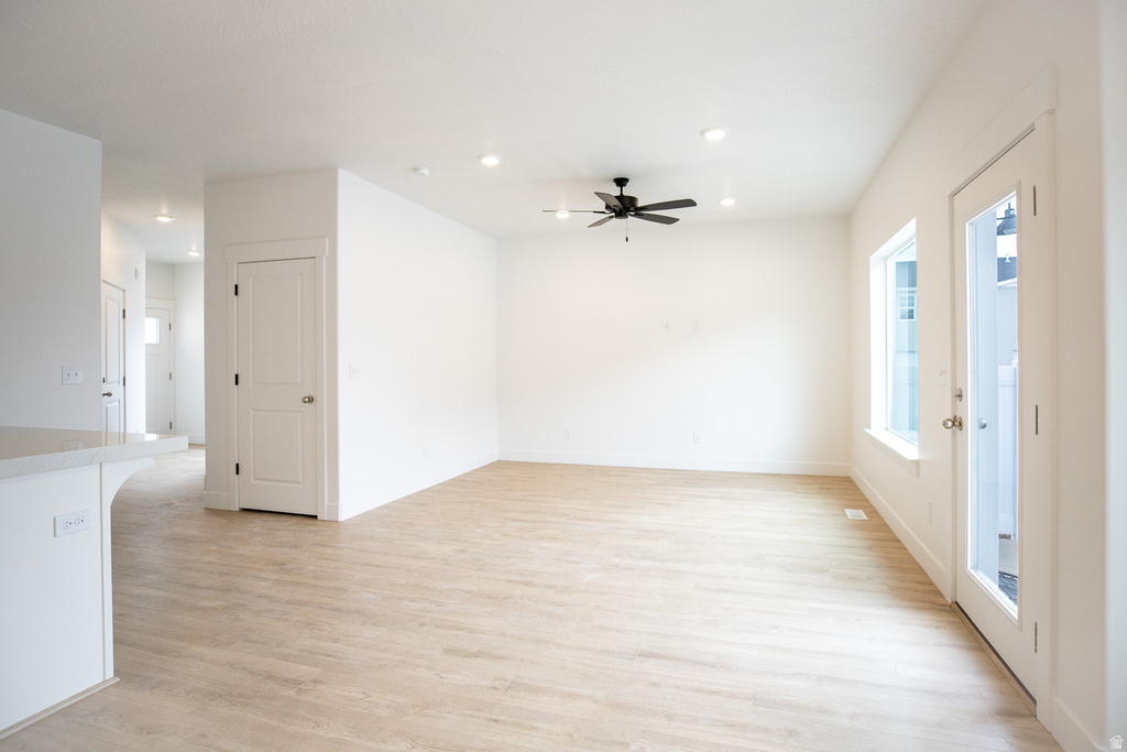 643 N 540 E photo 2