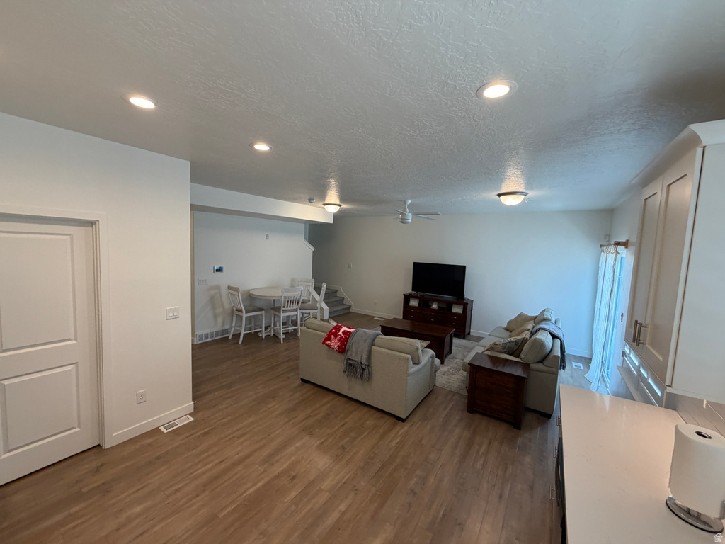 4215 W SILVER CANYON COURT ST photo 3