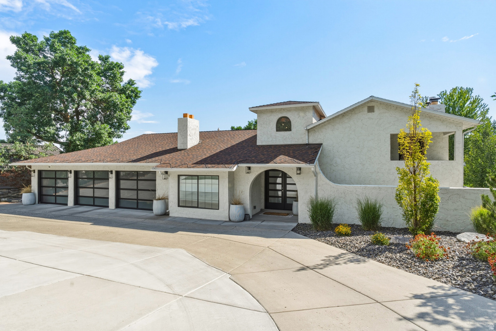2447 WOODLAND DR photo 2
