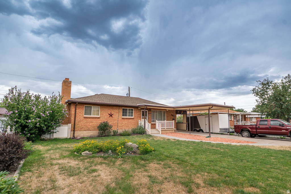1545 N 300 W photo 4