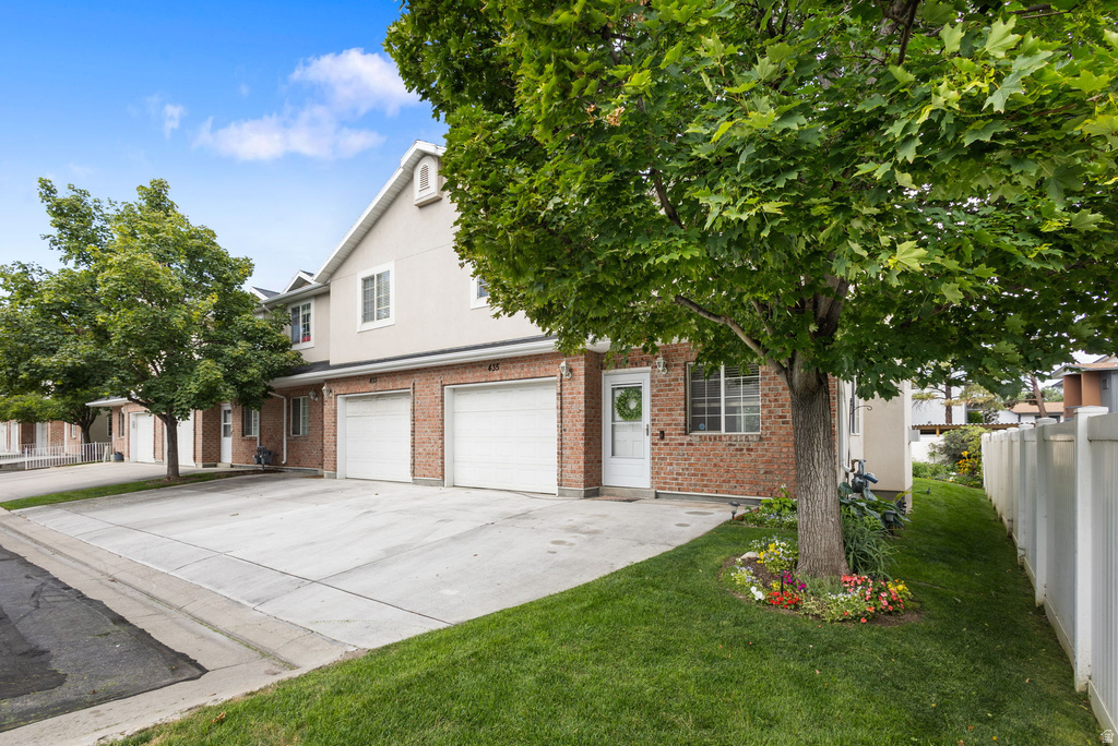 435 E PARK OAK PL photo 2