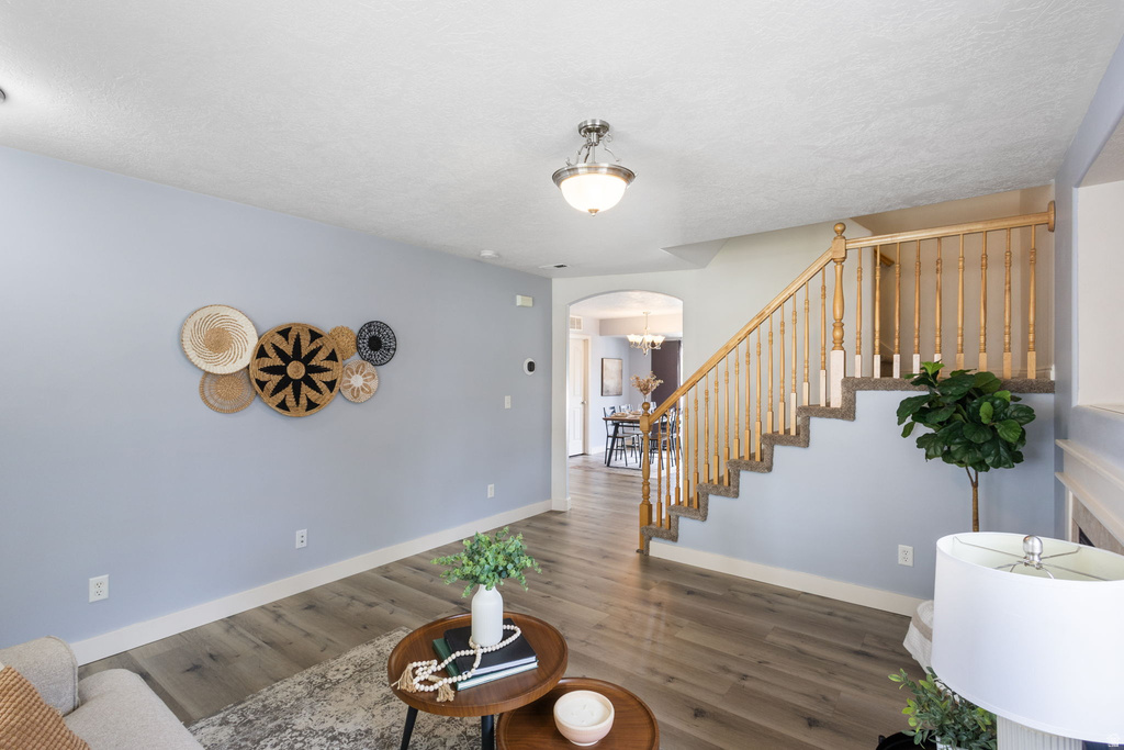 435 E PARK OAK PL photo 4
