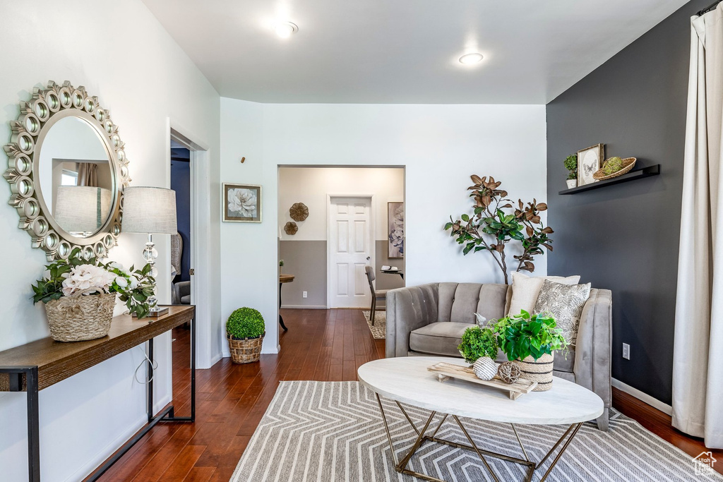 430 N MAIN W photo 4