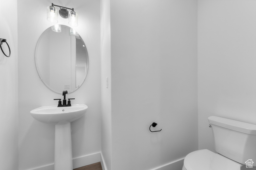 1537 N 3200 W photo 5