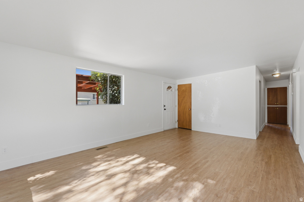 785 SIMORON DR photo 5