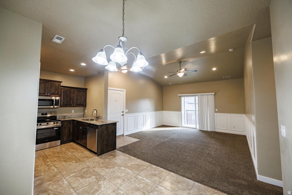 308 S 740 W photo 2