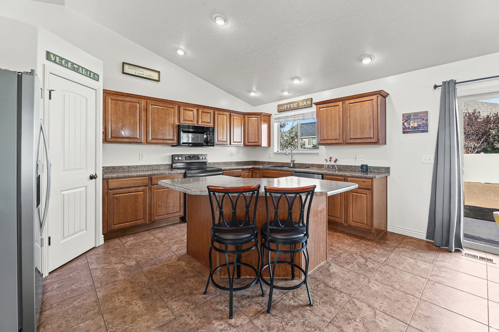 808 N 730 W photo 5