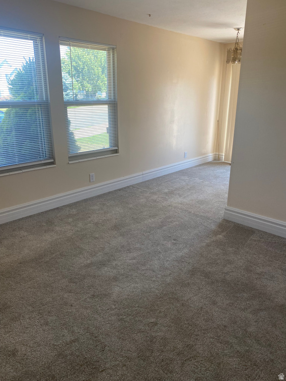 685 W 4050 S photo 2