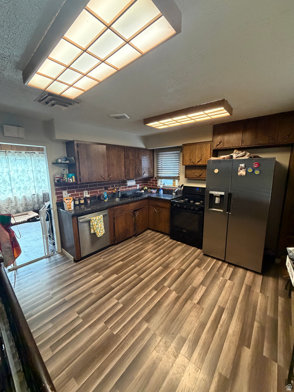 271 JACKSON AVE photo 2