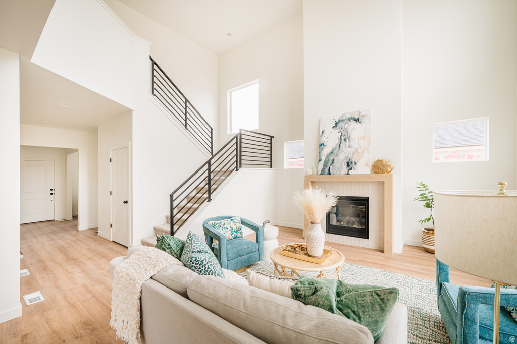 1033 W PARAMOUNT CV photo 3