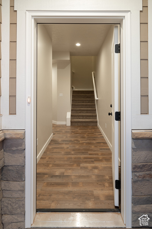 308 N CANTERBURY WAY photo 4