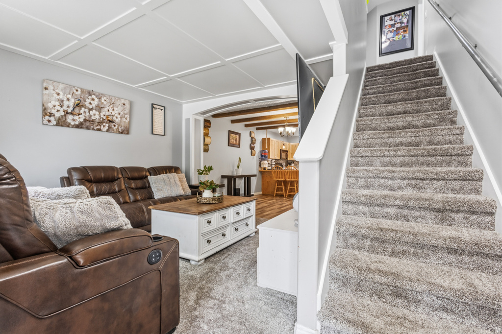 1064 FORT LN photo 5
