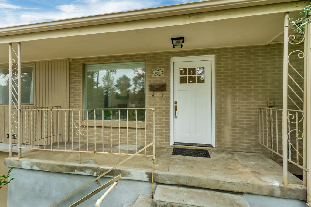 2855 E PAMELA DR photo 3