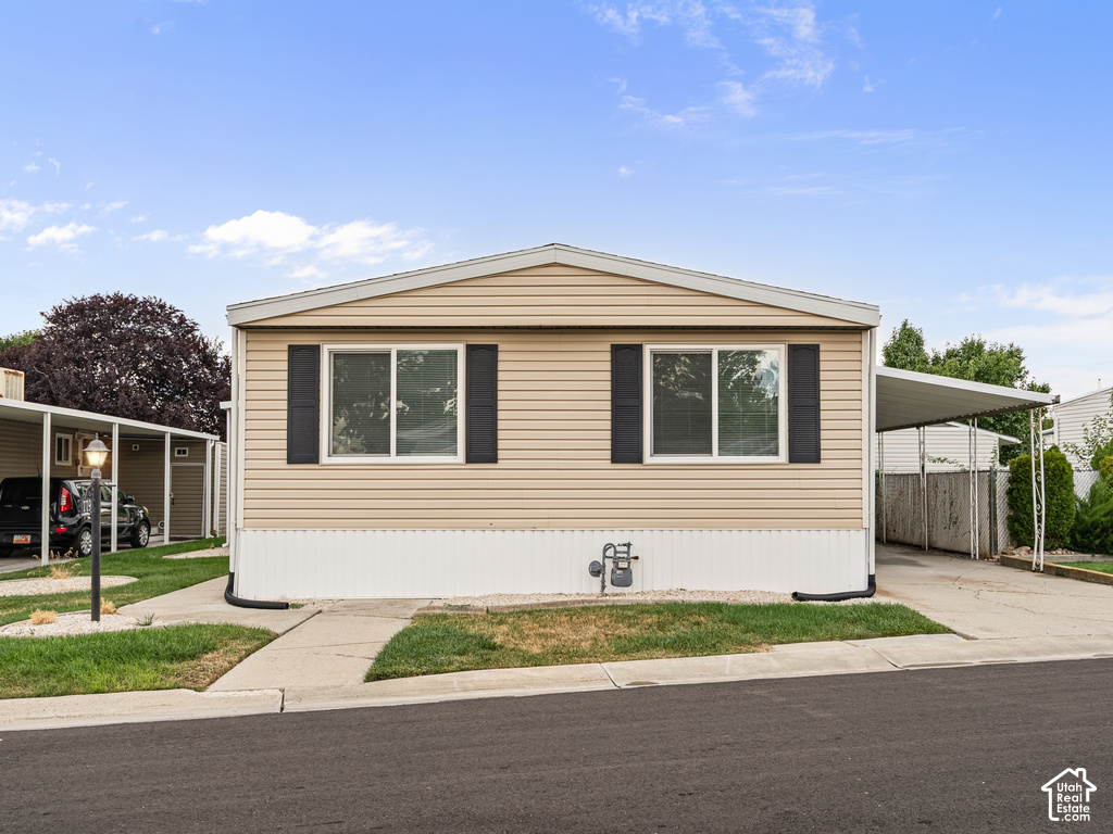 779 W MONTE BELLA S photo 3