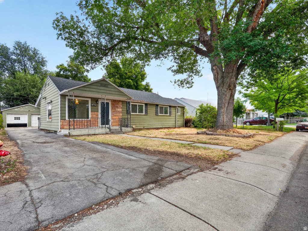 344 LIBERTY ST photo 2