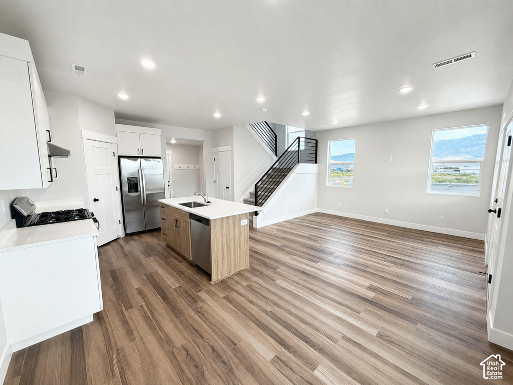 1198 S VILLAGE W LN photo 3