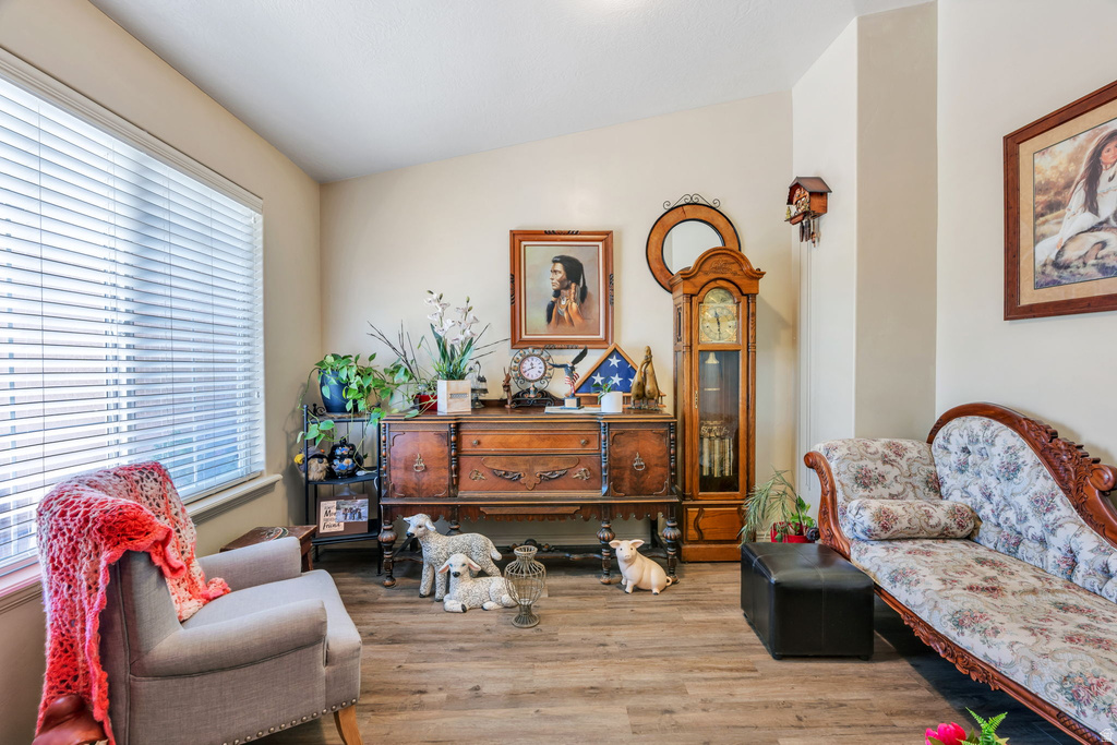 127 N 1800 E photo 3