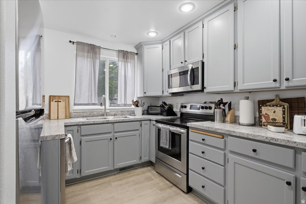 572 N 1080 W photo 3