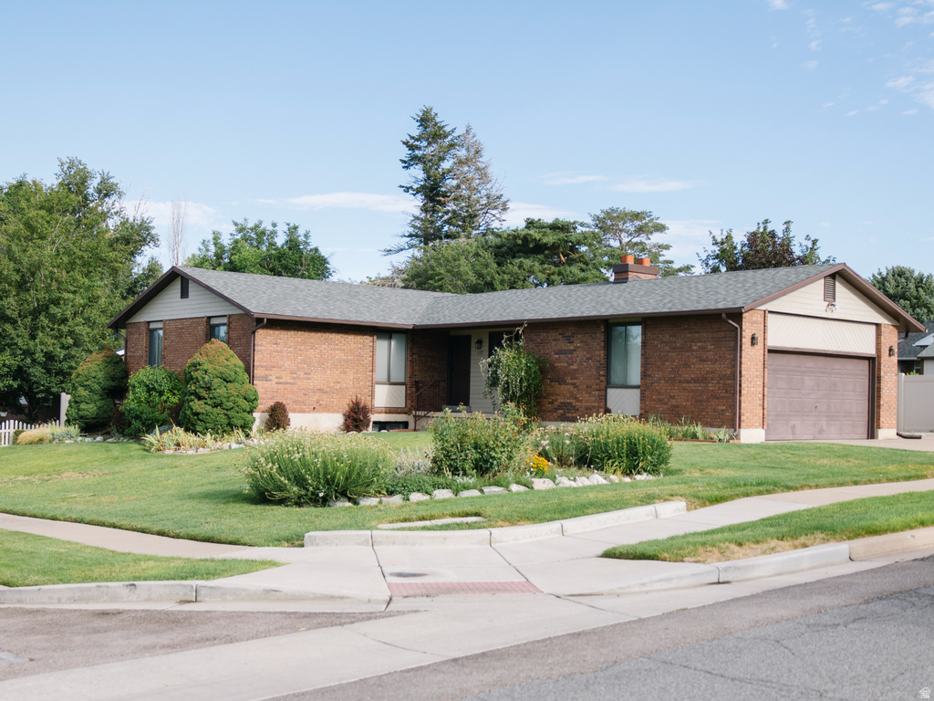 1157 E CREEKVIEW DR photo 4