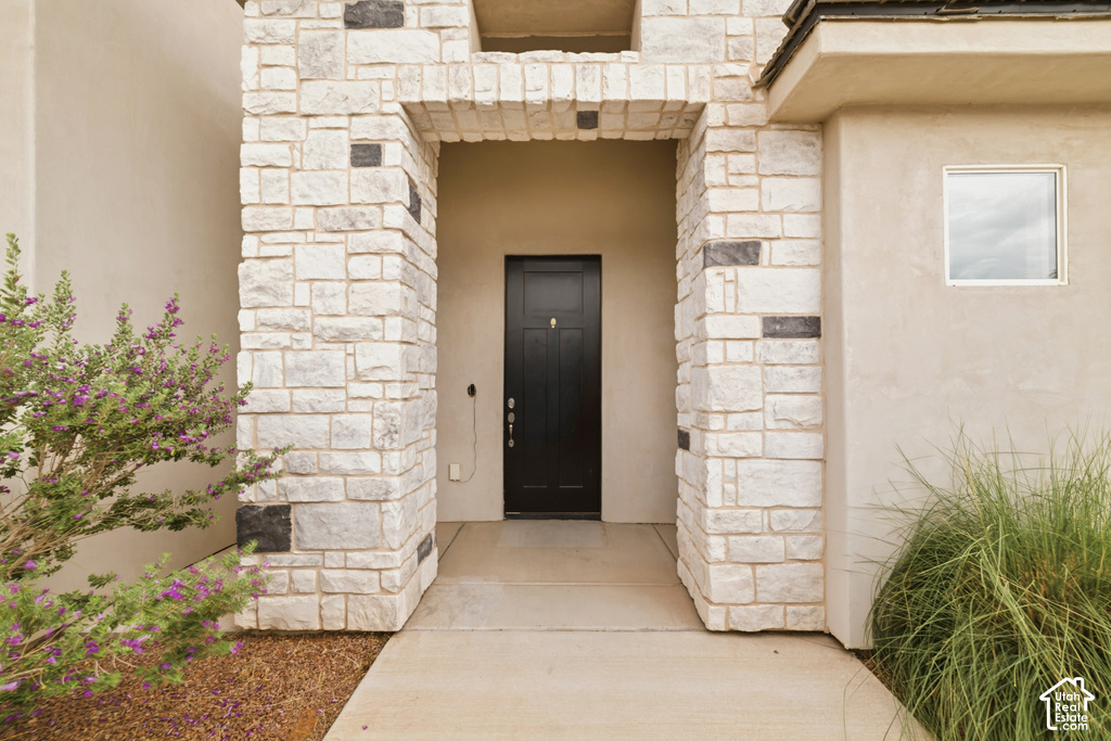 567 N STACI DR photo 3